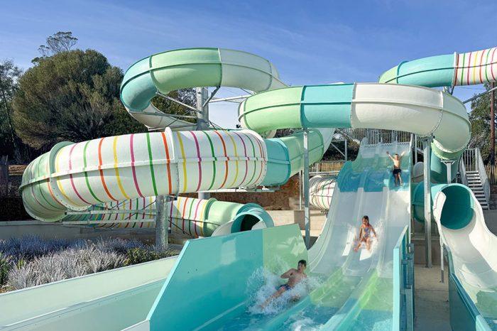 La Vetta Holiday Village 4 Campsite 4 Swimming pool with large slide