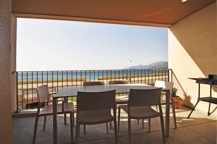 Saintjean Residence terrace lotu groond floor